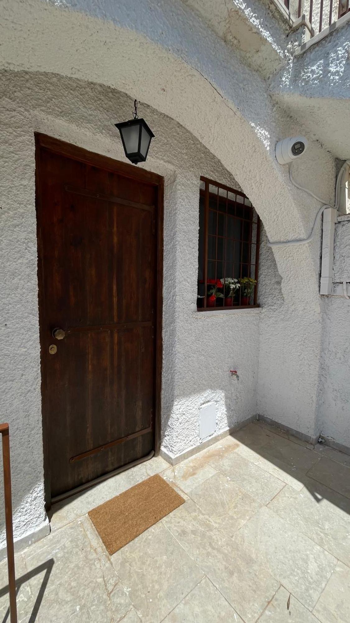 Zenso Studios Tolón Exterior foto